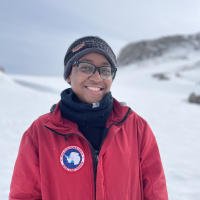 Maya Thomas headshot